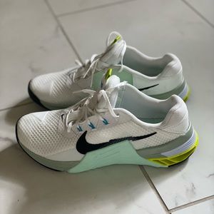 NEW Nike women’s metcon 7 training shoes
